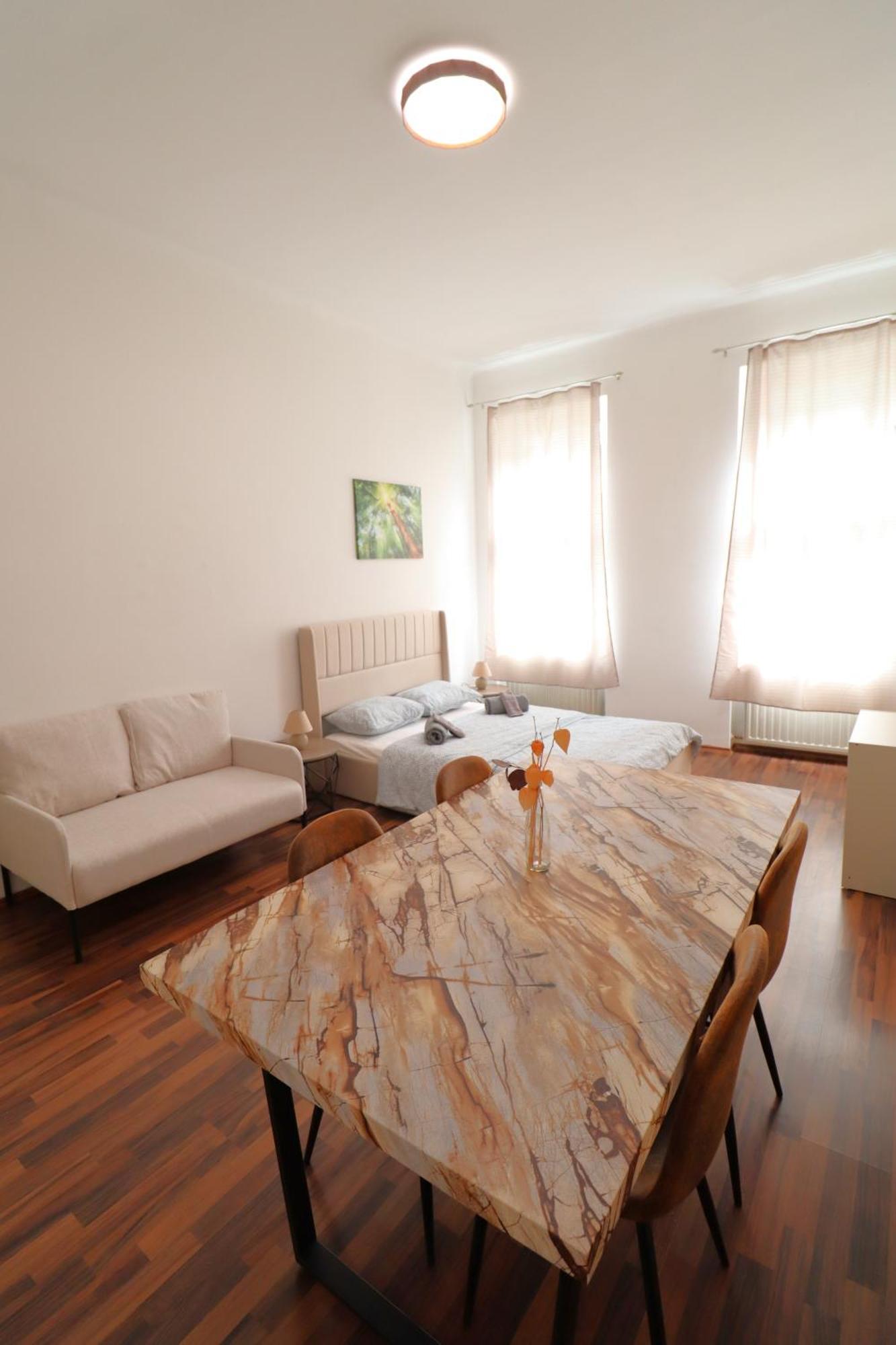Cityplaza - Apartments 1020 Вена Экстерьер фото