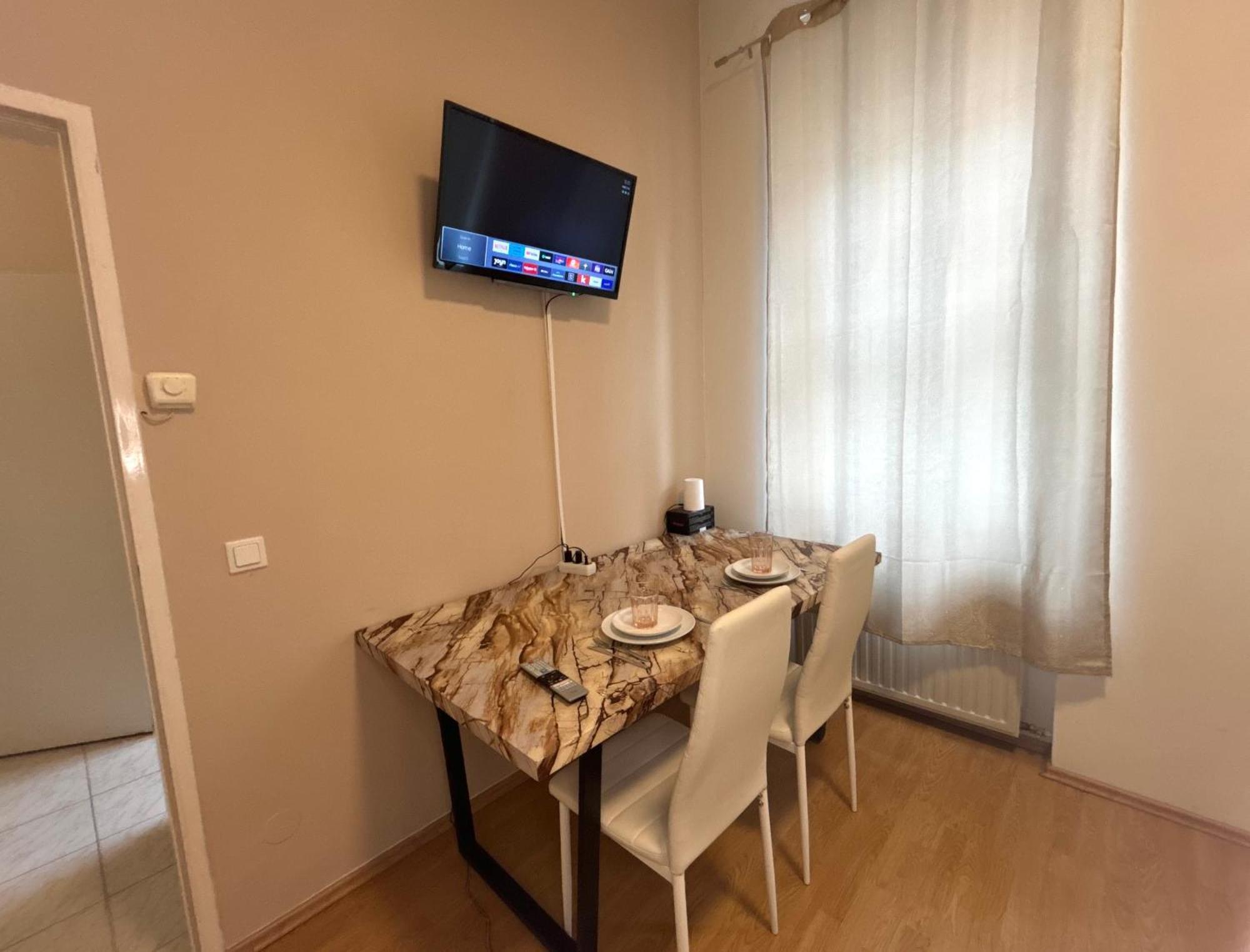 Cityplaza - Apartments 1020 Вена Экстерьер фото